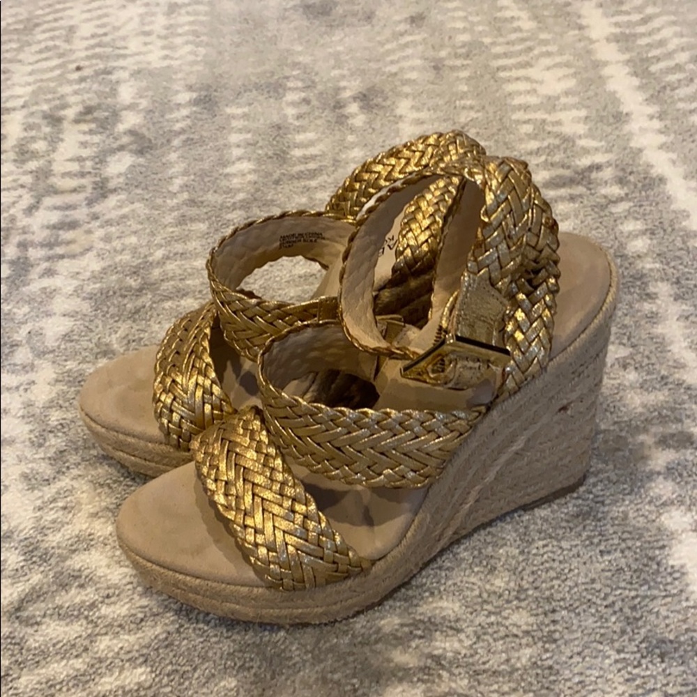 Michael kors juniper gold sandals